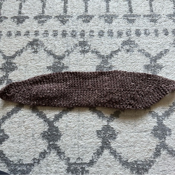 Brown Knit/Crochet Headband/Ear Warmer Flower Button Back One Size - Picture 5 of 11